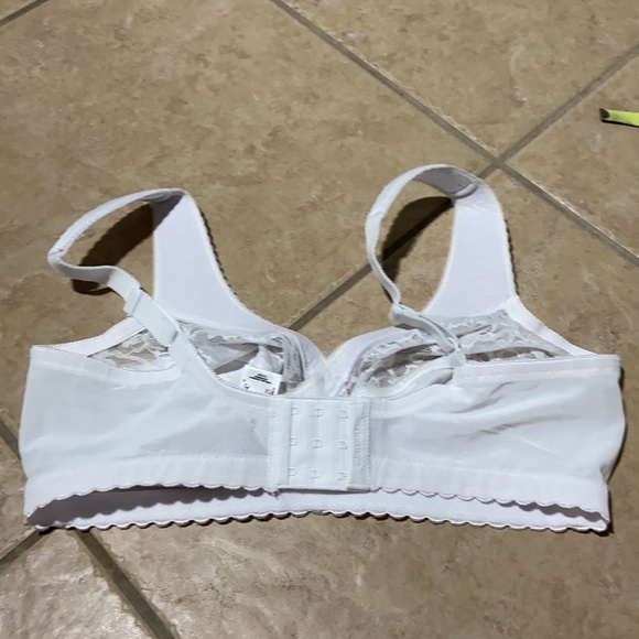 Glamorise 1000 Magic Lift Full Figure Wireless Support Bra 36C - Picture 4 of 6